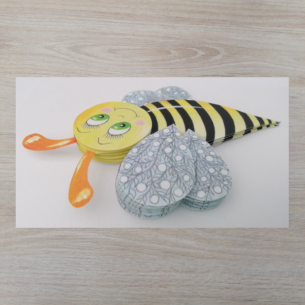 vue du relief de l'abeille en kit les papillons apprivoises