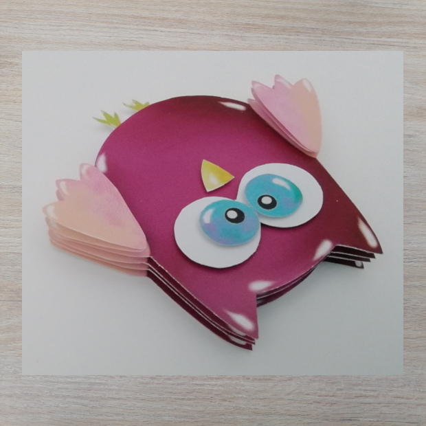 gros plan hibou qui louche pour kit en volume 3D les papillons apprivoises